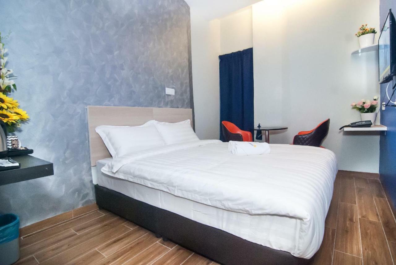 Good 9 Hotel - Bukit Dahlia Johor Bahru Luaran gambar