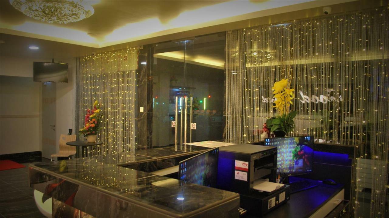 Good 9 Hotel - Bukit Dahlia Johor Bahru Luaran gambar